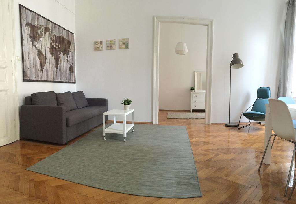 Budget Apartment By Hi5-Rakoczi 24 Apartment