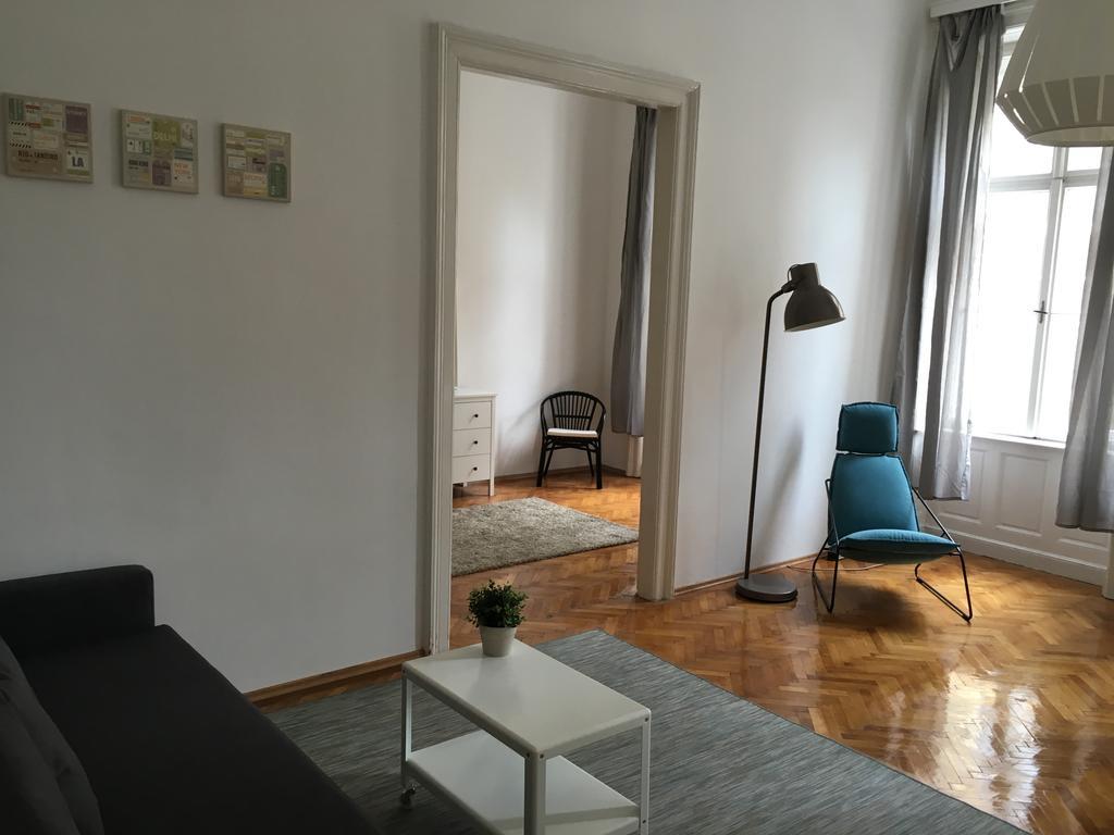 Apartment Budget Apartment By Hi5-Rakoczi 24